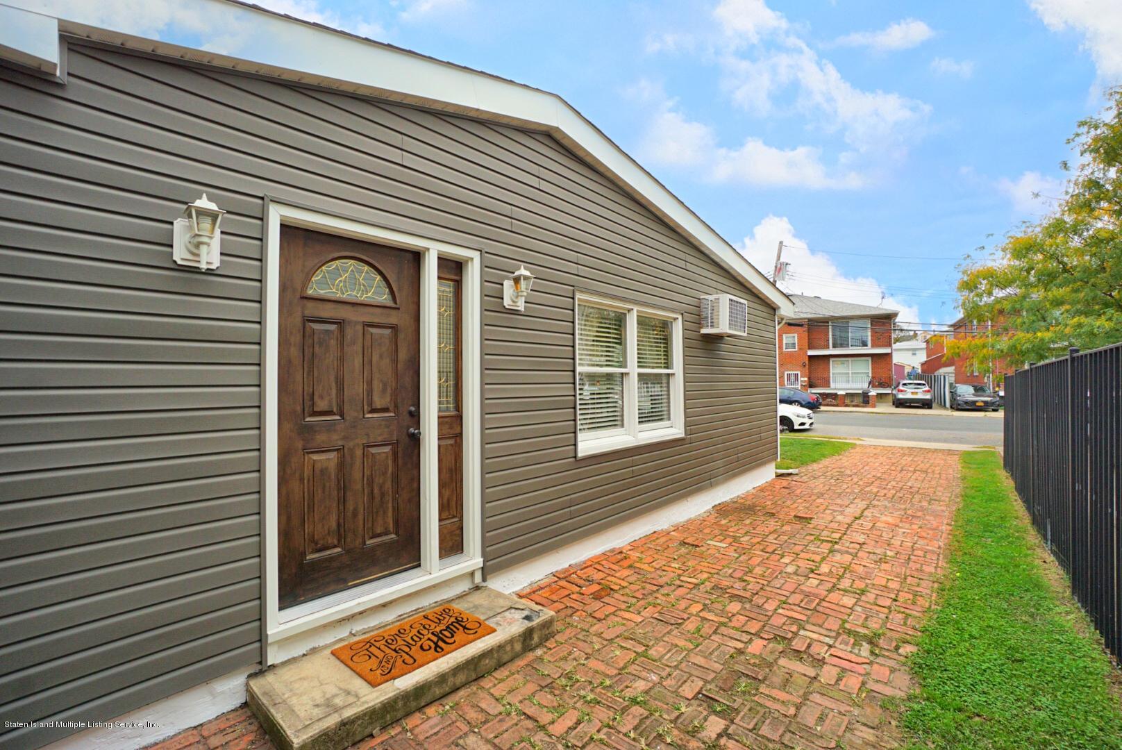 22 Van Riper Street Staten Island, NY 10302 - Photo 41 of 52 Photo Oct 12, 10 57 36 AM