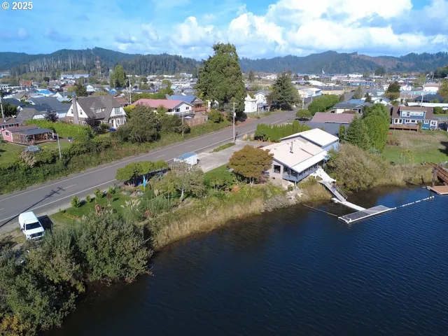 $639,000 | 1144 Winchester Avenue, Reedsport, OR 97467