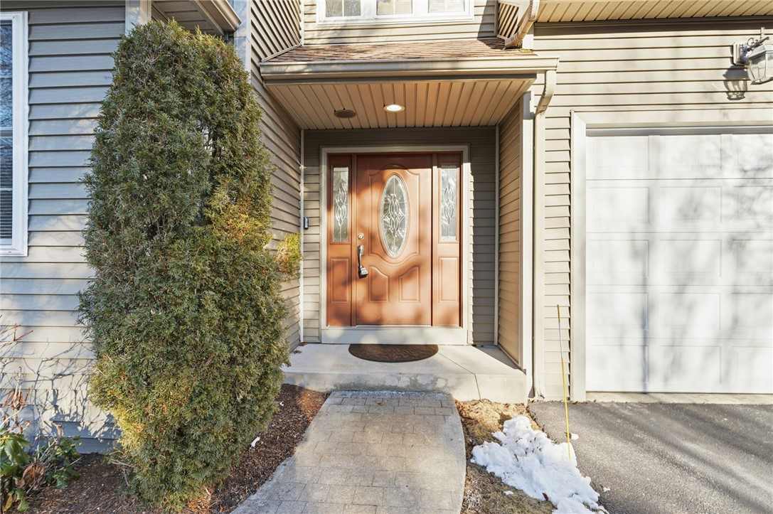 315 Old River Road, Unit 20 Lincoln, RI 02838 - Photo 2 of 42