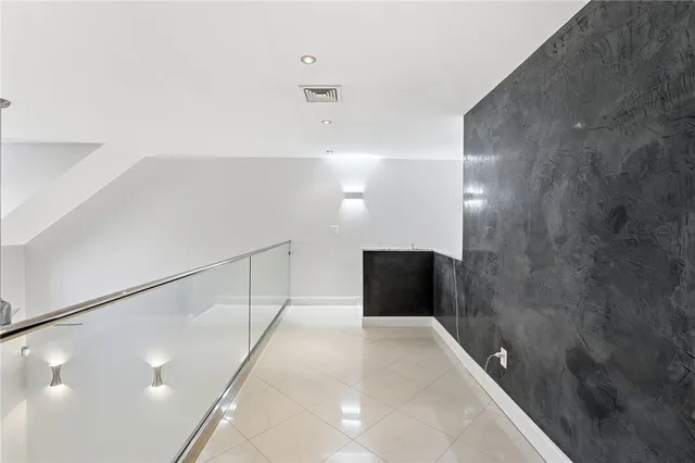 $599,900 | 315 Old River Road, Unit 20, Lincoln, RI 02838