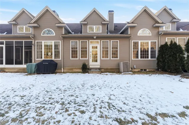 $599,900 | 315 Old River Road, Unit 20, Lincoln, RI 02838