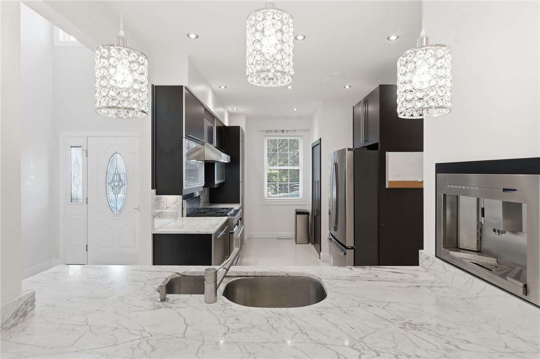 315 Old River Road, Unit 20 Lincoln, RI 02838 - Photo 6 of 42