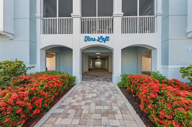 $697,000 | 387 Aruba Circle, Unit 301, Bradenton, FL 34209