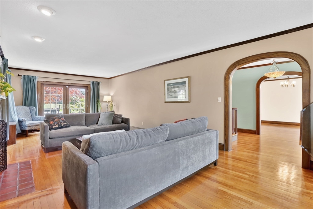 35 Shefford Street Springfield, MA 01107 - Photo 19 of 41 Gallery Image 19