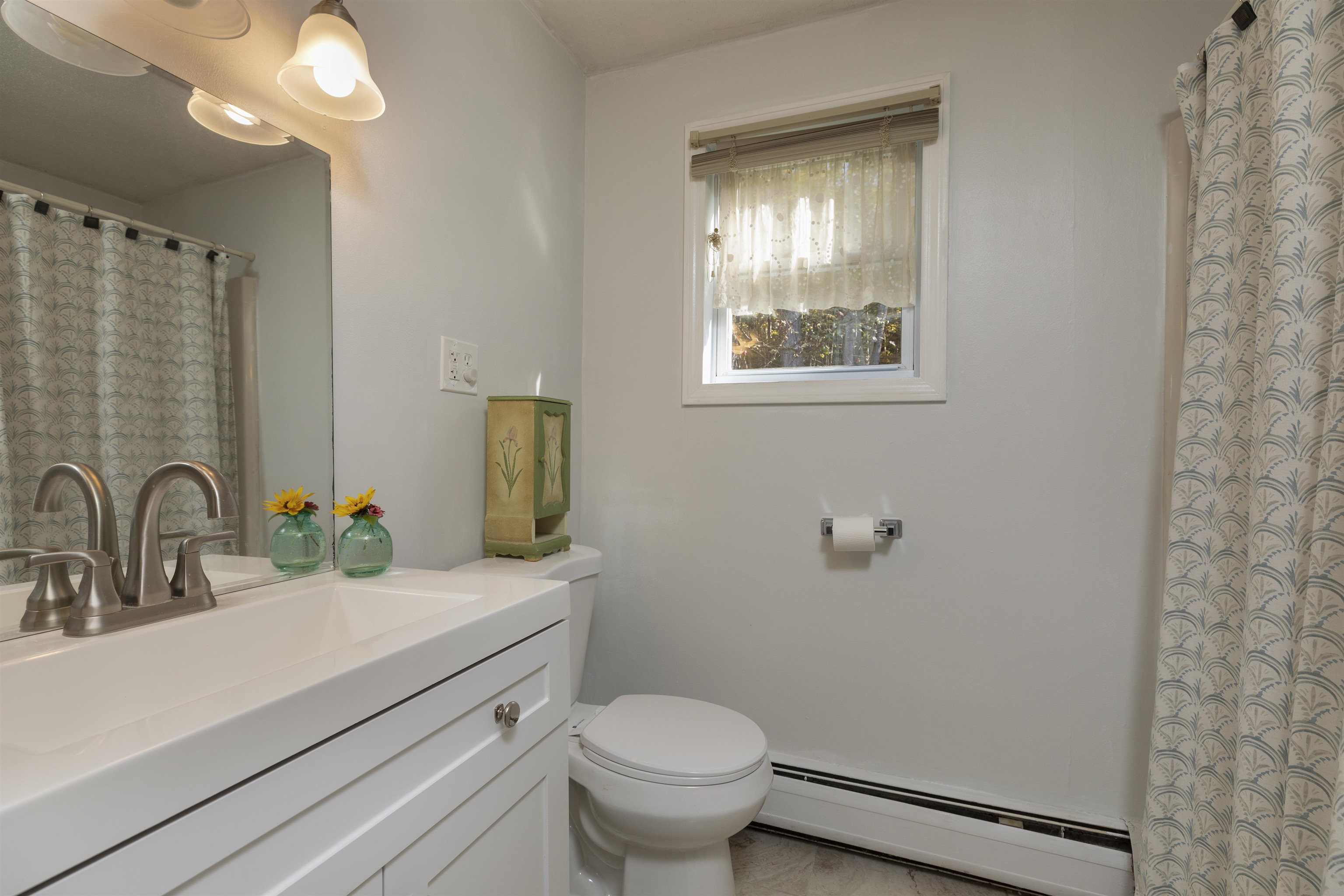 25 Moss Road Lebanon, NH 03766 - Photo 4 of 31 Gallery Image 4