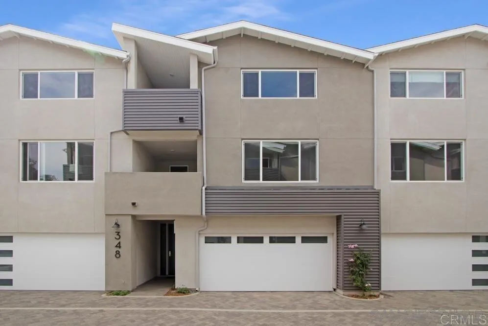 348 Walnut Avenue Carlsbad, CA 92008 - Photo 4 of 20 a house view