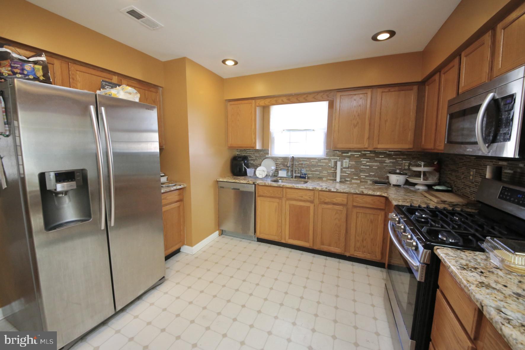200 Deptford Road Glassboro, NJ 08028 - Photo 8 of 23