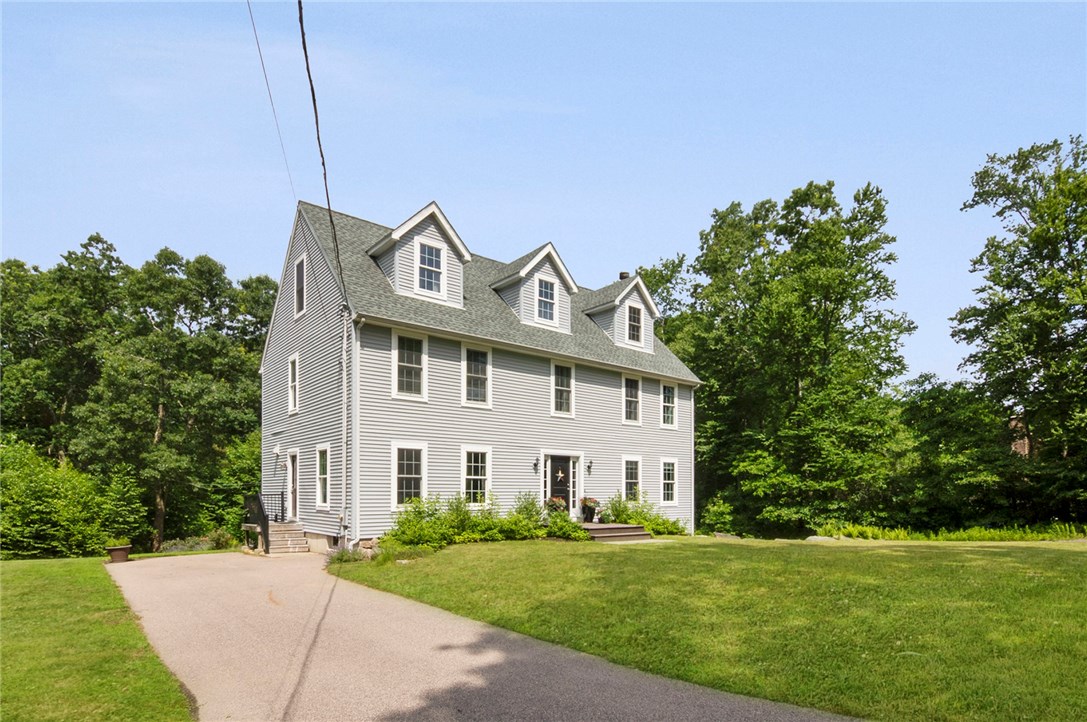 131 Kuehn Road Hopkinton, RI 02804 - Photo 3 of 31