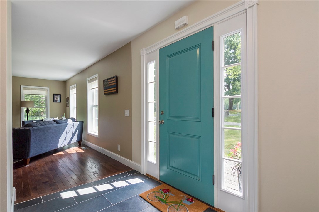 131 Kuehn Road Hopkinton, RI 02804 - Photo 5 of 31