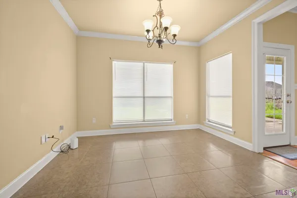 $289,000 | 11414 Pleasant Knoll Drive, Denham Springs, LA 70726