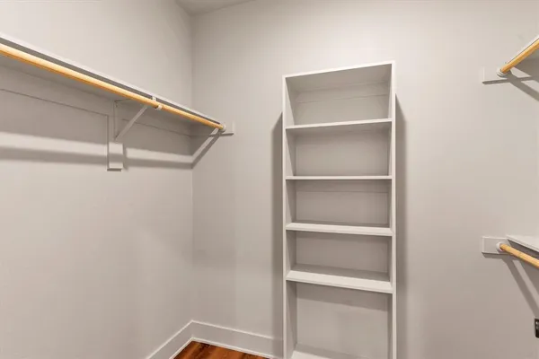 $1,950 | 807 Branding Iron Trail, Granbury, TX 76049