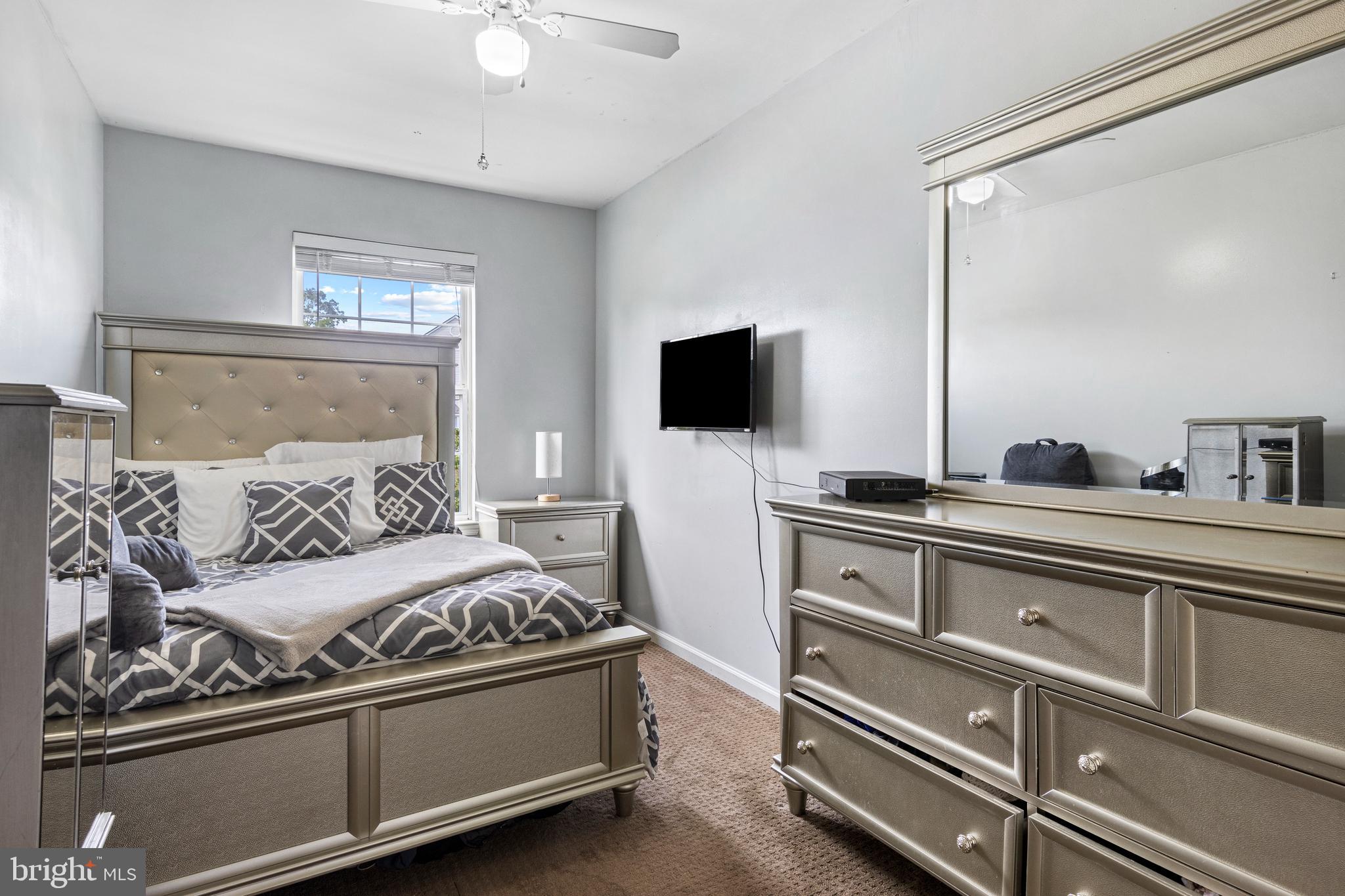 204 Springvalley Way Aston, PA 19014 - Photo 17 of 23