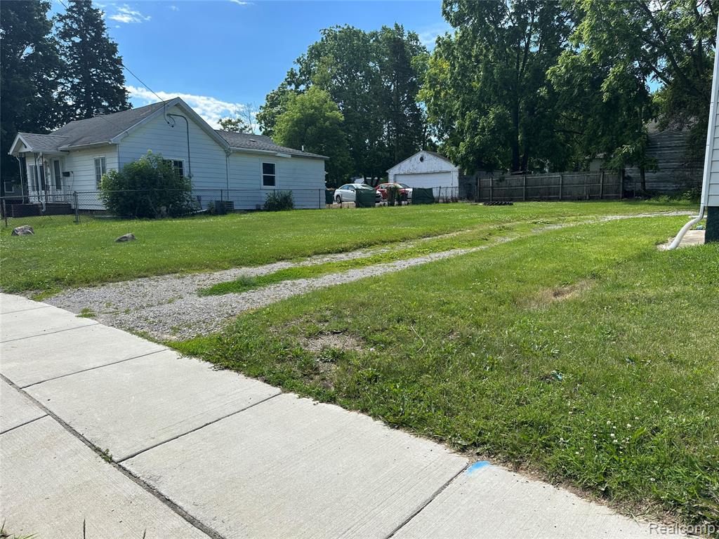 826 East Mt Morris Road Mount Morris, MI 48458 - Photo 11 of 47 Gallery Image 11