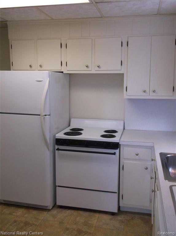 2037 East Maple Road Birmingham, MI 48009 - Photo 13 of 21