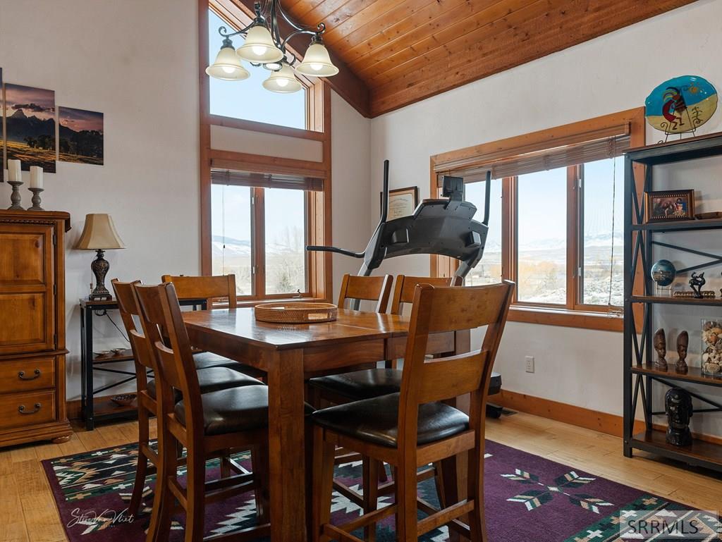 28 Lost Valley Road Salmon, ID 83467 - Photo 33 of 74 Dining Room
