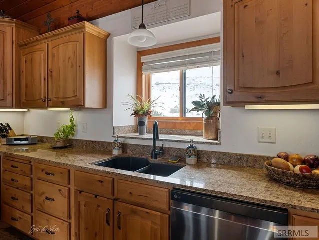 $665,000 | 28 Lost Valley Road, Salmon, ID 83467