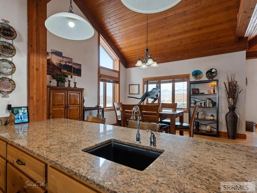 28 Lost Valley Road Salmon, ID 83467 - Photo 43 of 74 Kitchen