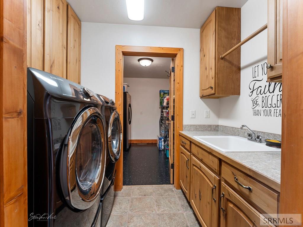 28 Lost Valley Road Salmon, ID 83467 - Photo 56 of 74 Laundry Room