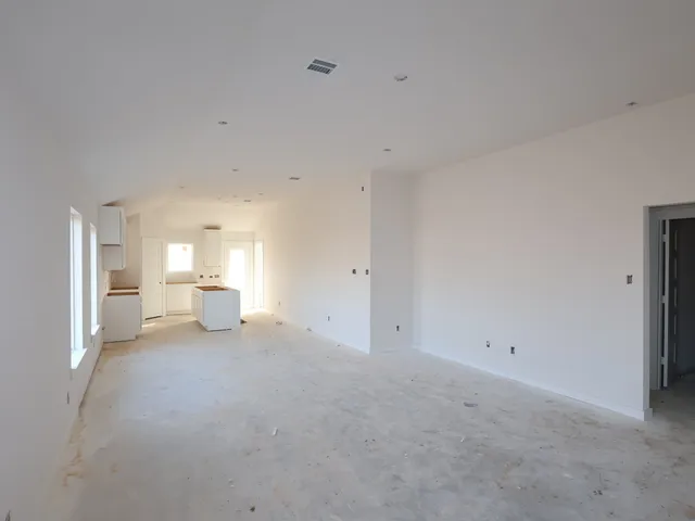 $334,990 | 31007 Newcomb Lndg Lane, Waller, TX 77484