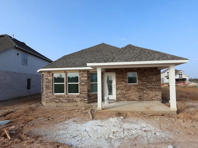 $334,990 | 31007 Newcomb Lndg Lane, Waller, TX 77484