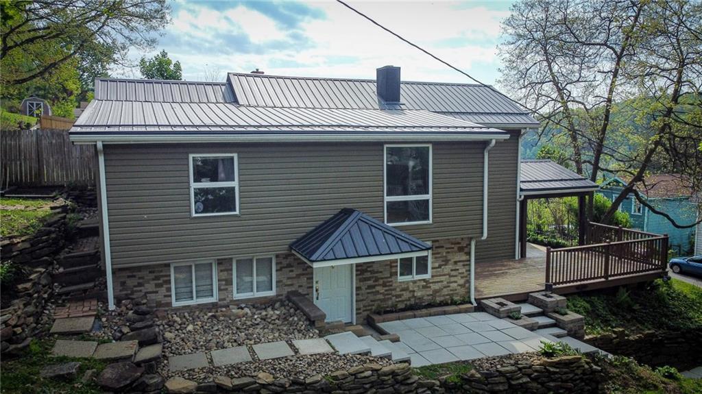 159 Washington Street Freeport, PA 16229 - Photo 3 of 38