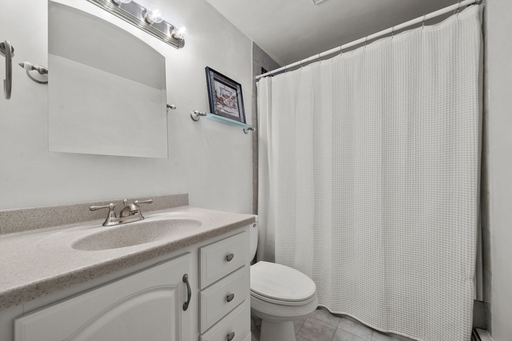 41 Samoset Road Peabody, MA 01960 - Photo 18 of 37