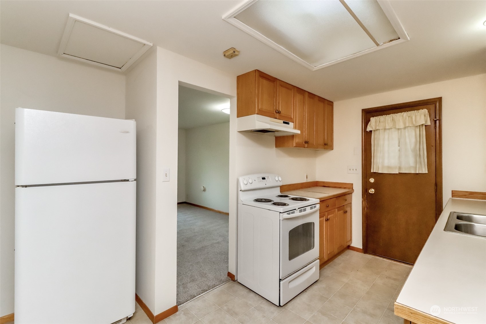 312 South 185th Street Burien, WA 98148 - Photo 12 of 40 Gallery Image 12