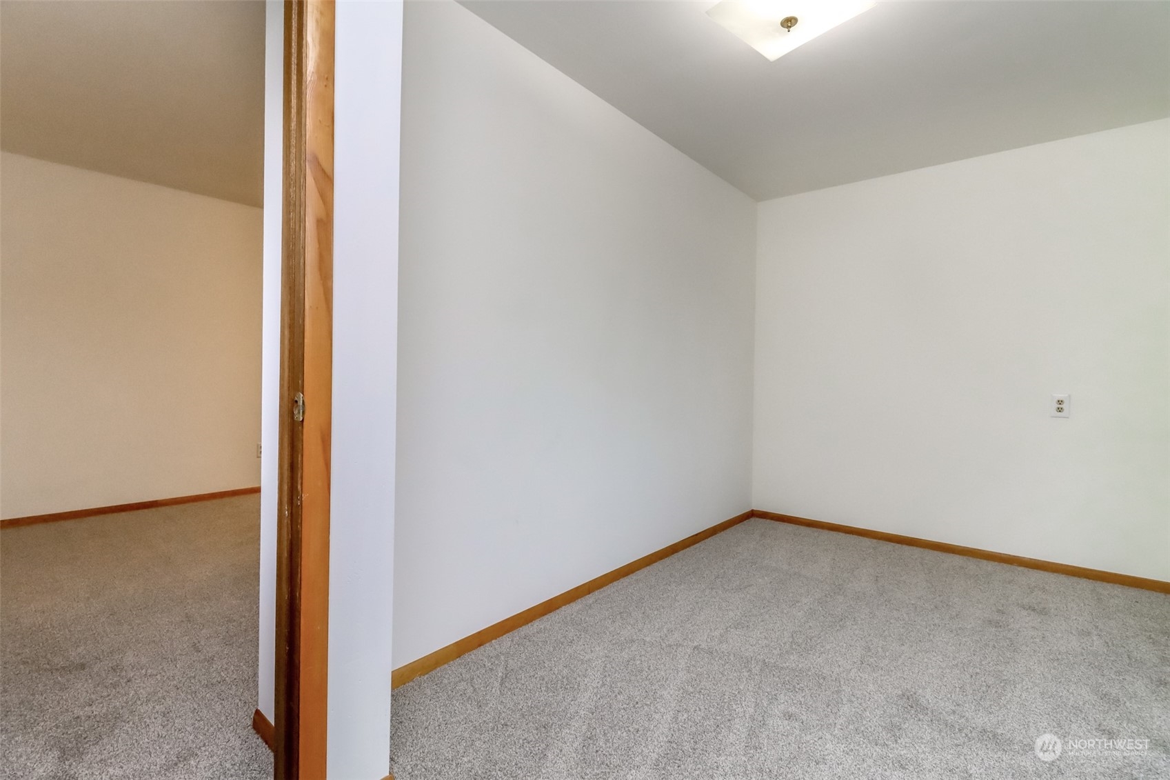 312 South 185th Street Burien, WA 98148 - Photo 16 of 40 Gallery Image 16