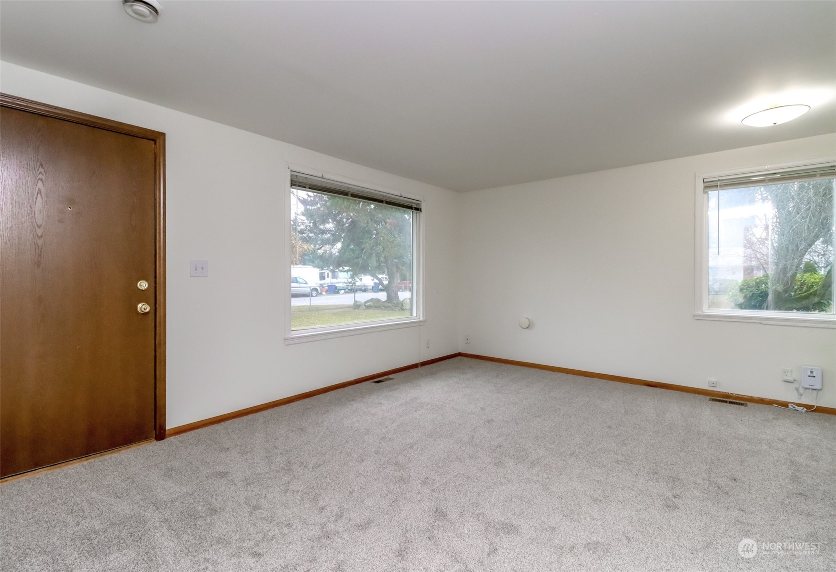 312 South 185th Street Burien, WA 98148 - Photo 4 of 40 Gallery Image 4