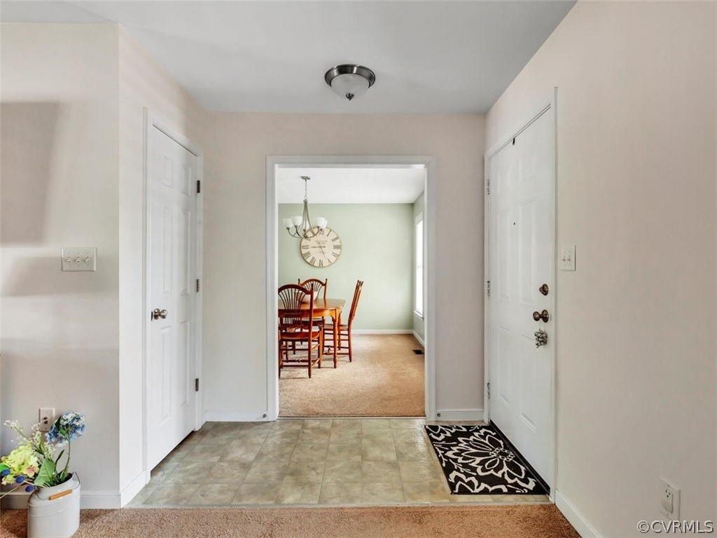 11848 Rimswell Place Midlothian, VA 23112 - Photo 4 of 36 Gallery Image 4