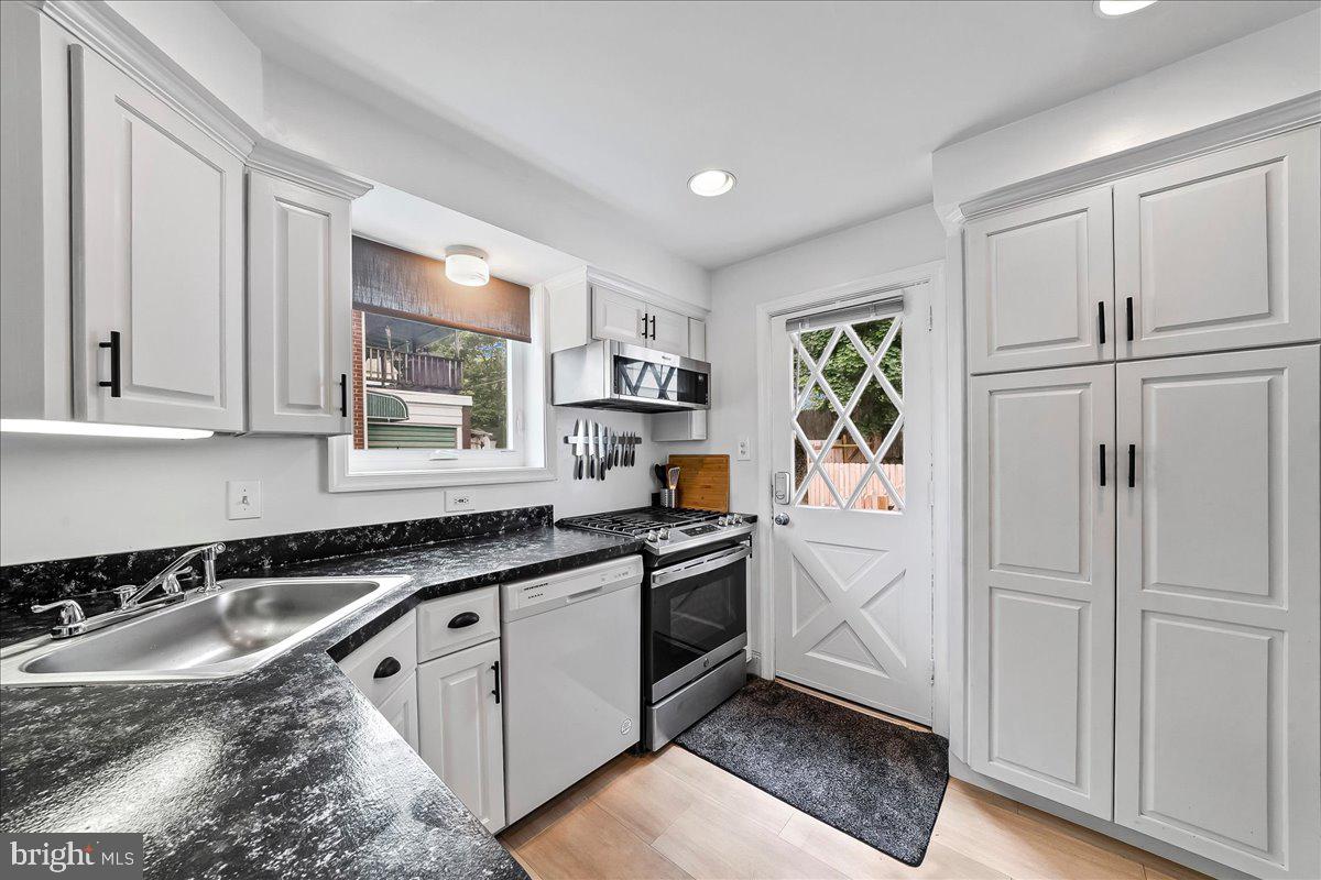 29 Schuyler Road Springfield, PA 19064 - Photo 10 of 30