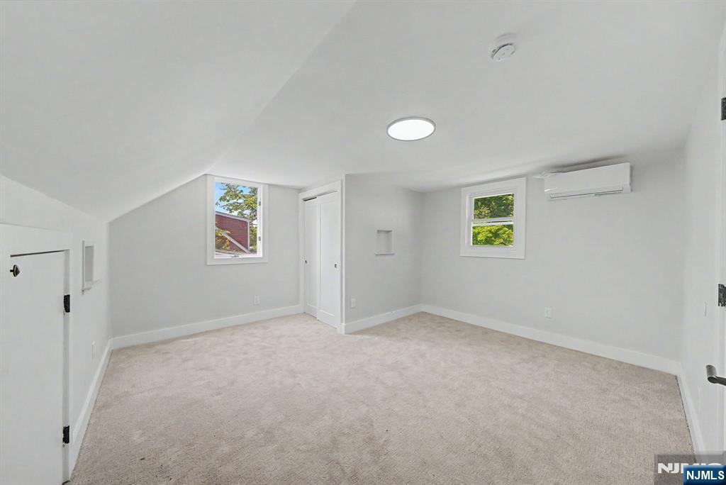 19 Ferndale Road Wayne, NJ 07470 - Photo 19 of 26 Gallery Image 19