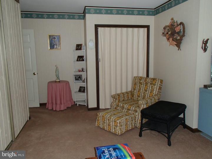 680 Locust Road Warminster, PA 18974 - Photo 12 of 25 Gallery Image 12