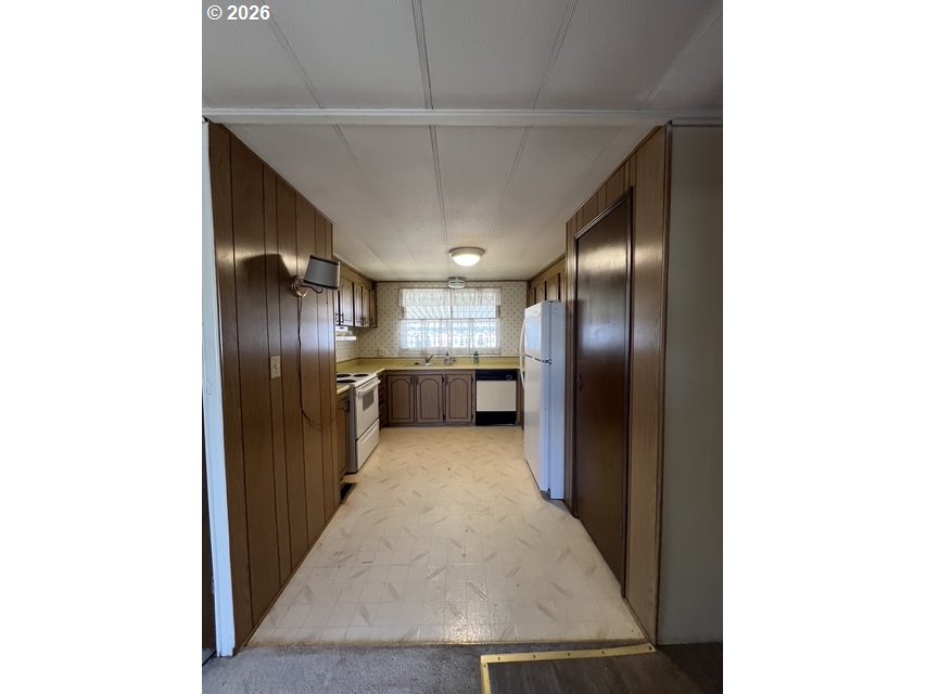 3572 Turner Road Southeast Salem, OR 97302 - Photo 2 of 5 Gallery Image 2