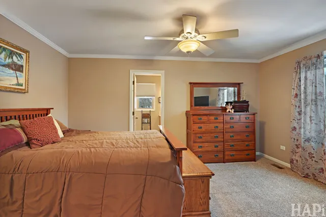 $525,000 | 84 Foxboro Lane, Gurnee, IL 60031