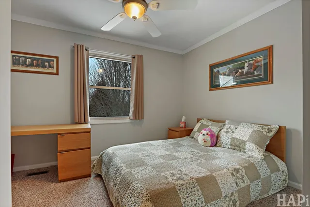 $525,000 | 84 Foxboro Lane, Gurnee, IL 60031