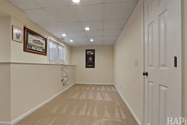 $525,000 | 84 Foxboro Lane, Gurnee, IL 60031