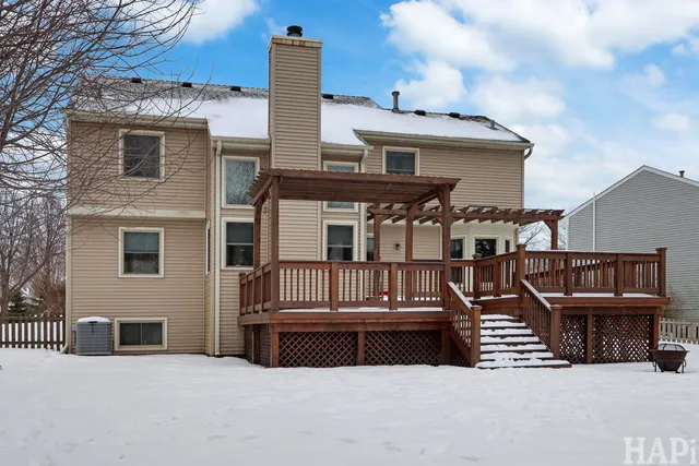 $525,000 | 84 Foxboro Lane, Gurnee, IL 60031