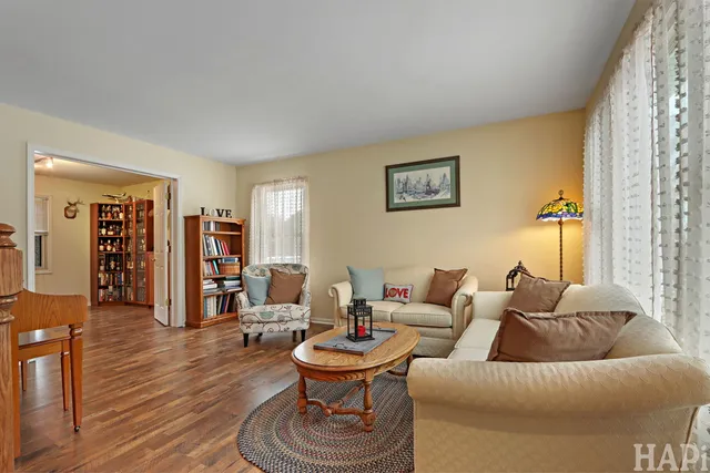 $525,000 | 84 Foxboro Lane, Gurnee, IL 60031