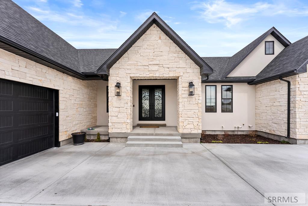 5525 Klamath Fls Street Ammon, ID 83401 - Photo 12 of 78