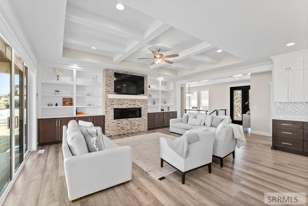 5525 Klamath Fls Street Ammon, ID 83401 - Photo 16 of 78