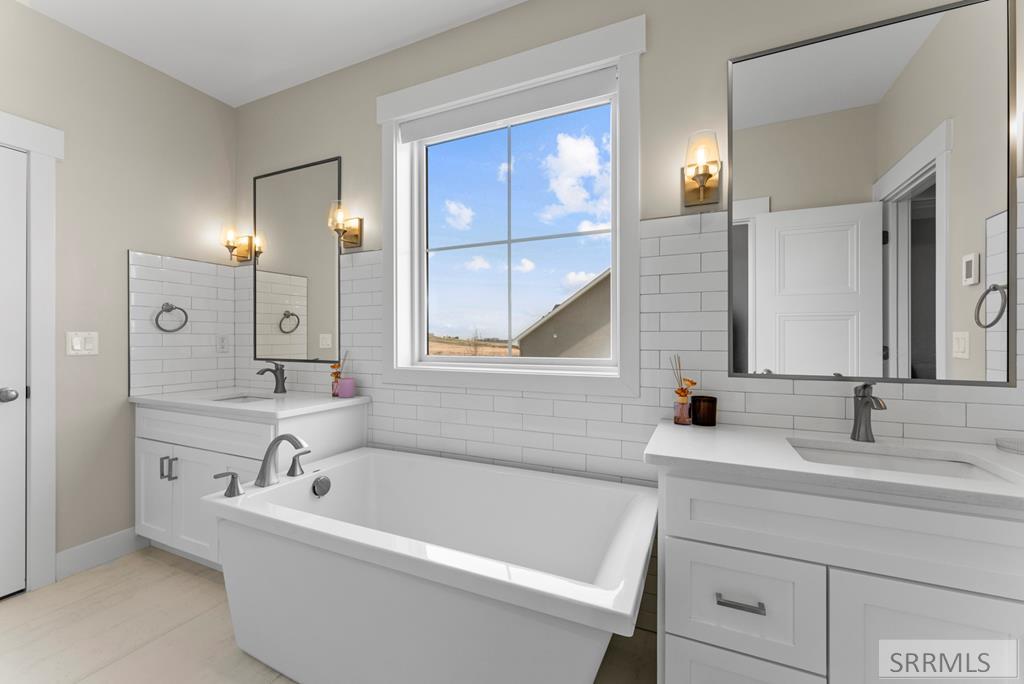 5525 Klamath Fls Street Ammon, ID 83401 - Photo 31 of 78