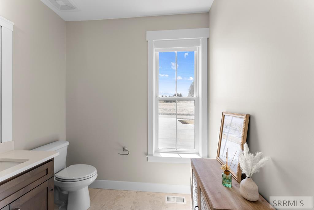 5525 Klamath Fls Street Ammon, ID 83401 - Photo 40 of 78