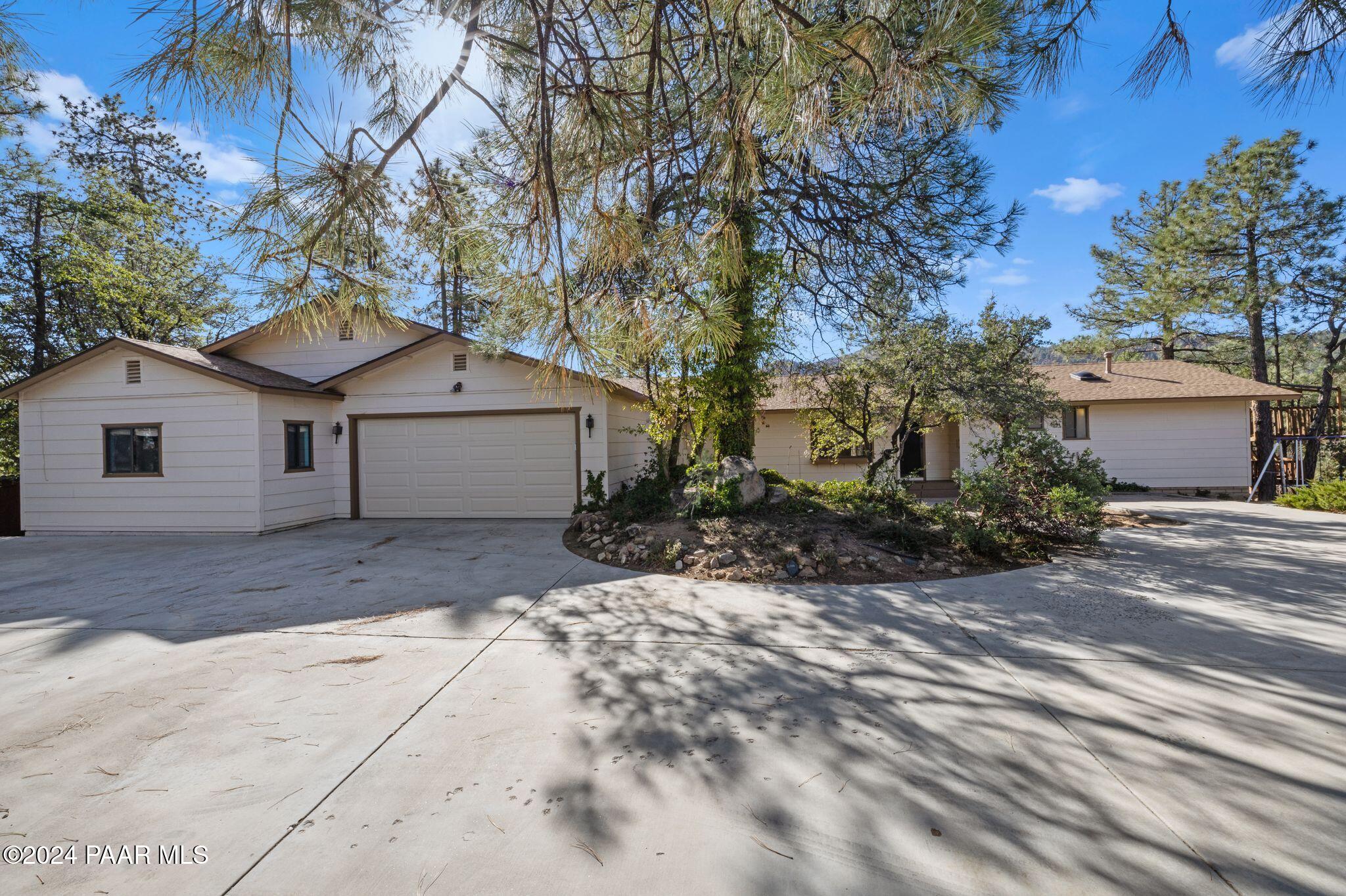 1825 Copper Basin Road Prescott, AZ 86303 - Photo 1 of 43 Driveway