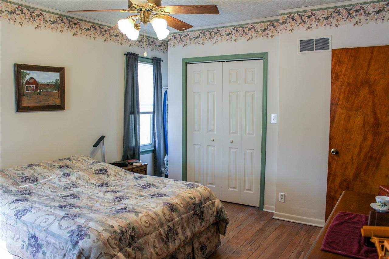 5687 Barnes Road Millington, MI 48746 - Photo 18 of 38 21528012-17.JPG