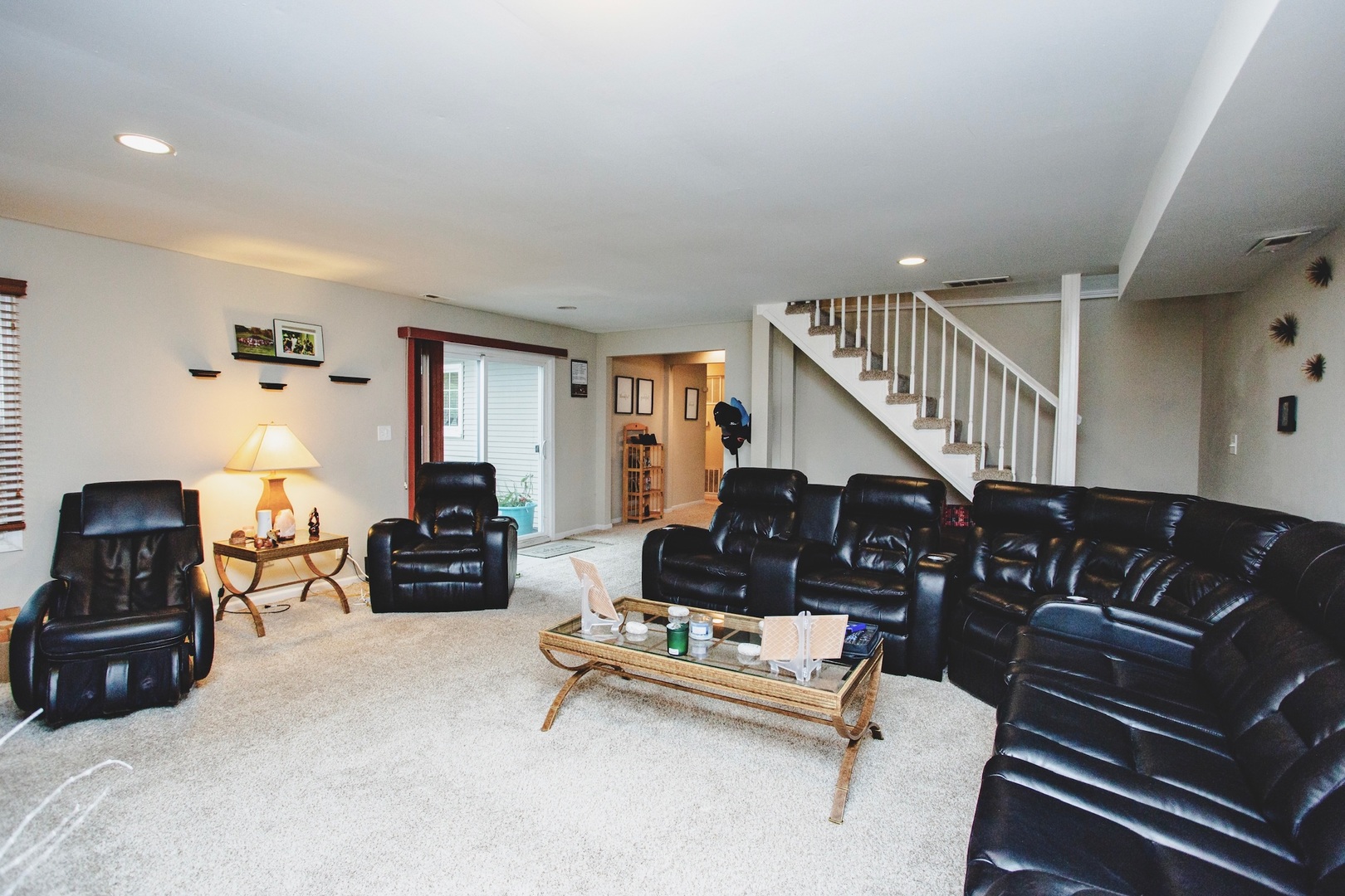 726 South Dennis Road Wheeling, IL 60090 - Photo 13 of 27 Gallery Image 13