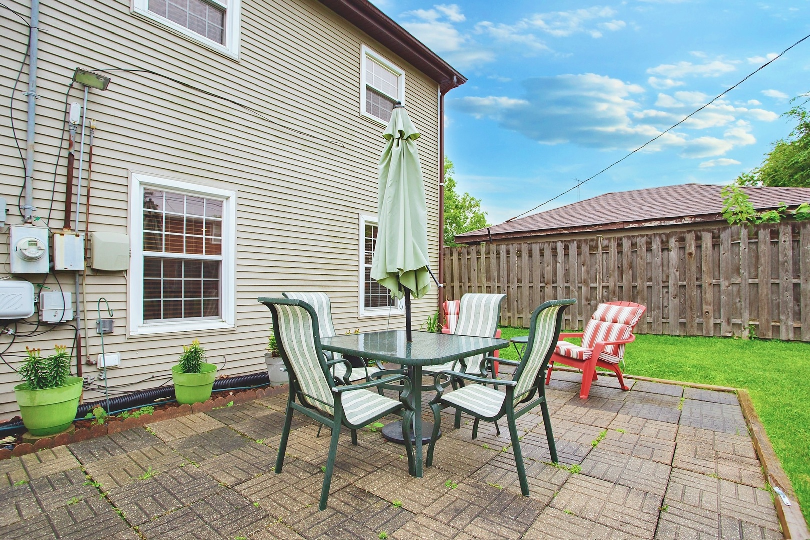 726 South Dennis Road Wheeling, IL 60090 - Photo 5 of 27 Gallery Image 5