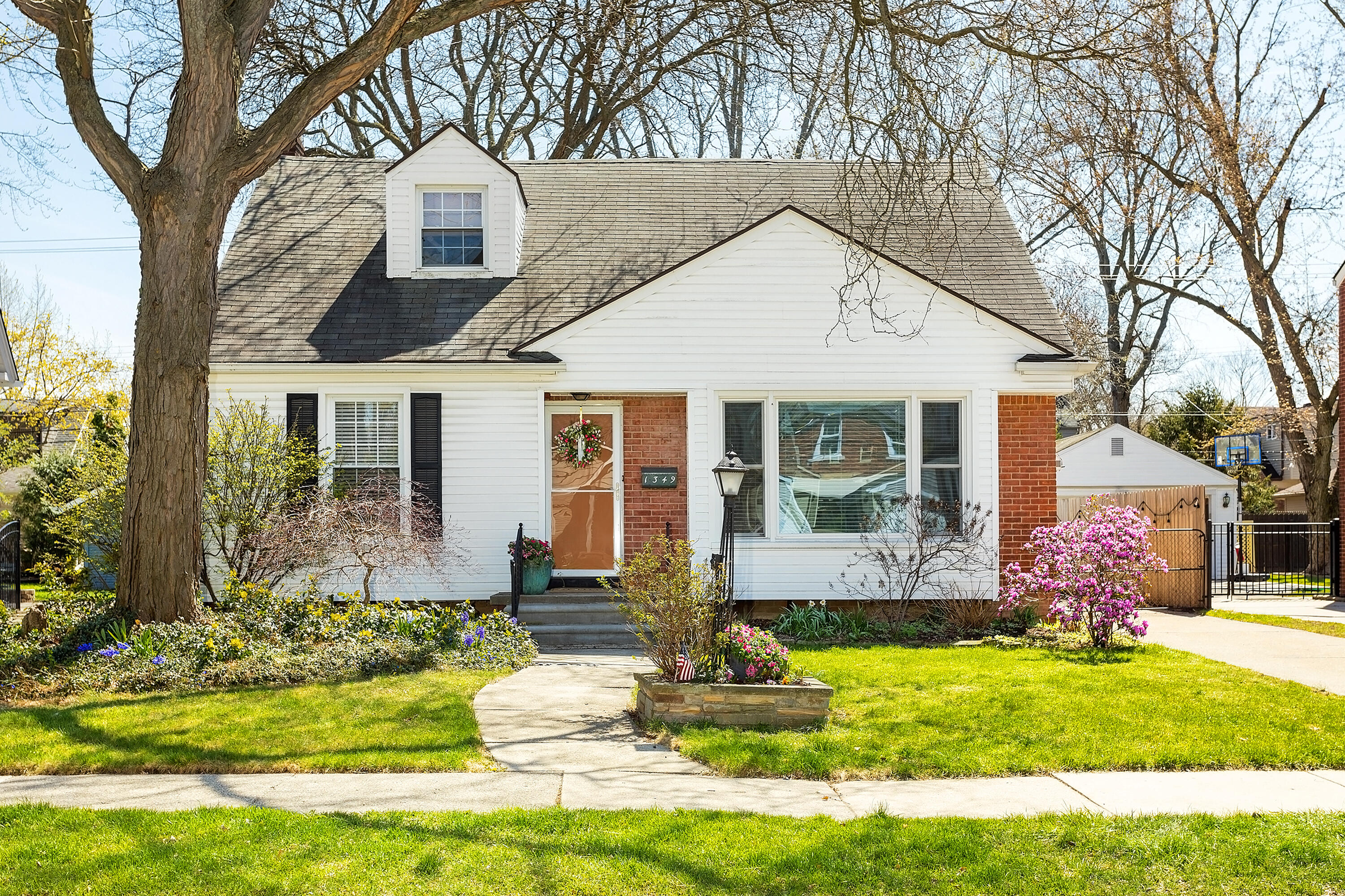 1349 Franklin Road Berkley, MI 48072 - Photo 1 of 45 Franklin-1