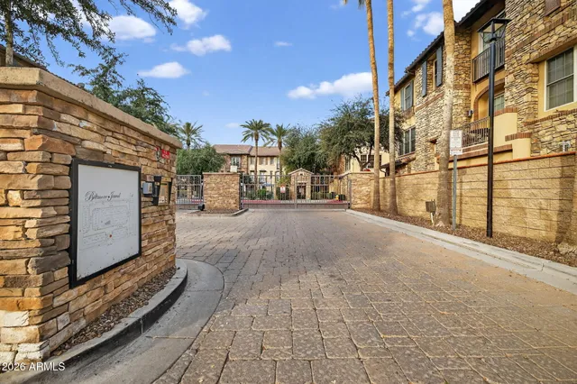 a view of a street with building