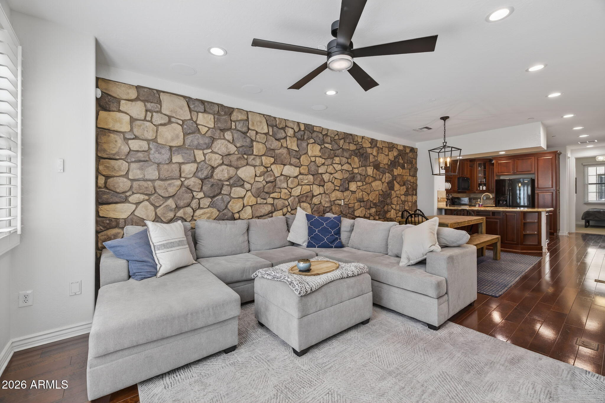 4423 North 24th Way Phoenix, AZ 85016 - Photo 5 of 29 Great room